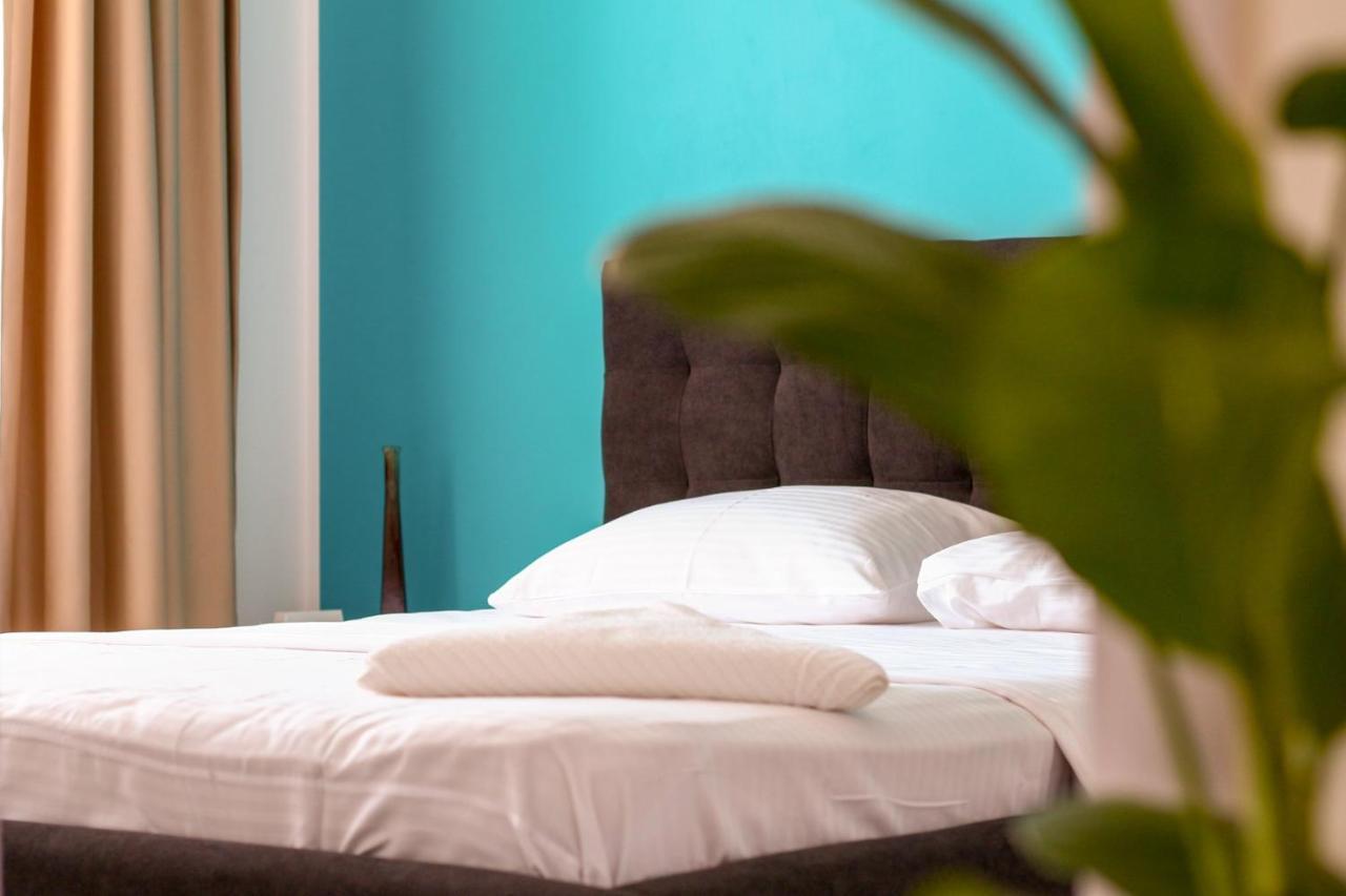 Fratelli Apartments Summerland Mamaia Ngoại thất bức ảnh